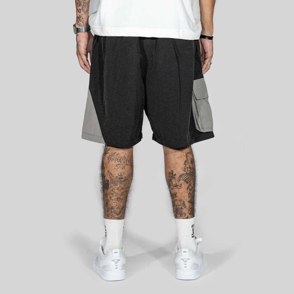 Short Alive Transverse Preto