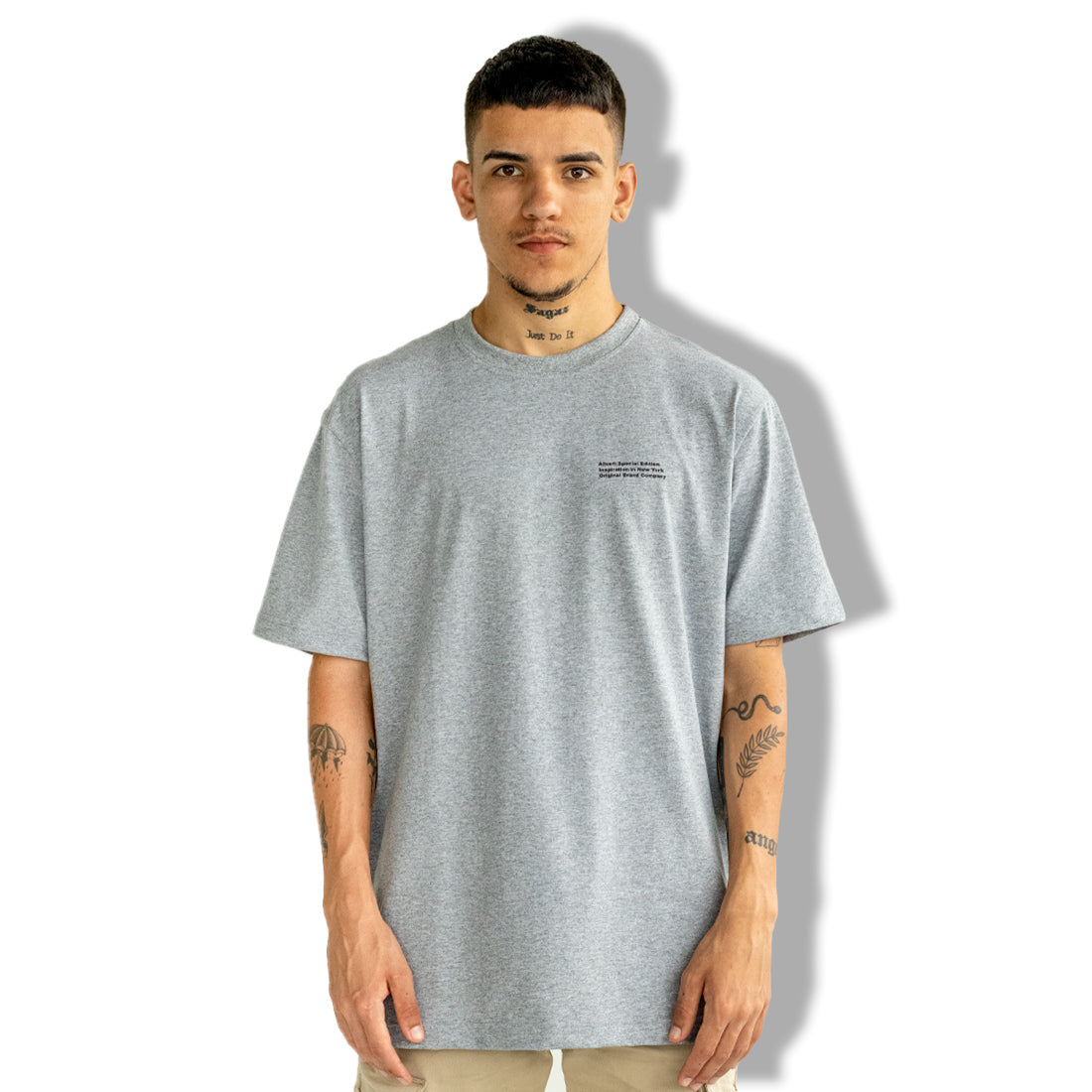 Camiseta Alive Special Edition Cinza