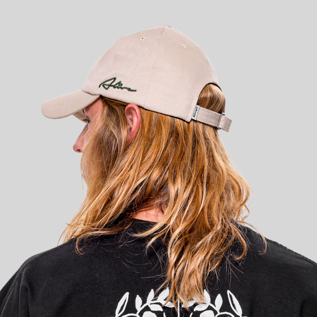 Boné Alive Dad Hat Side Rubric Bege Texas