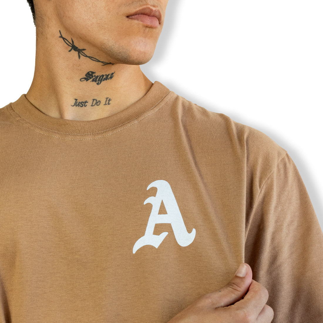Camiseta Alive "A" Special Bege