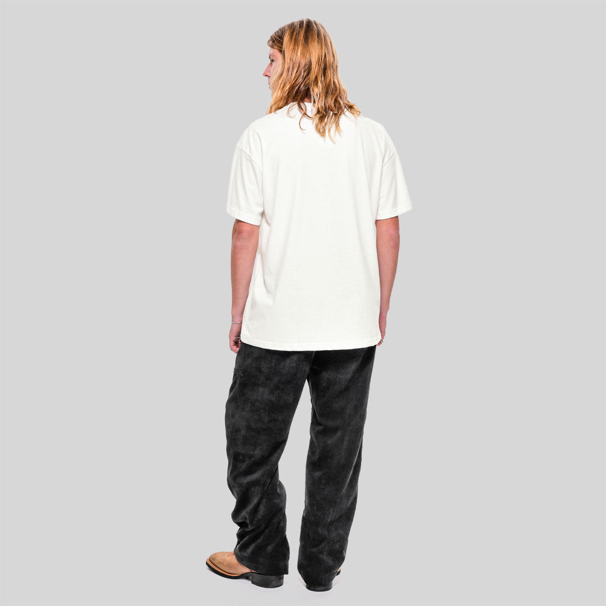 Camiseta Alive Clássica Arrive Off White