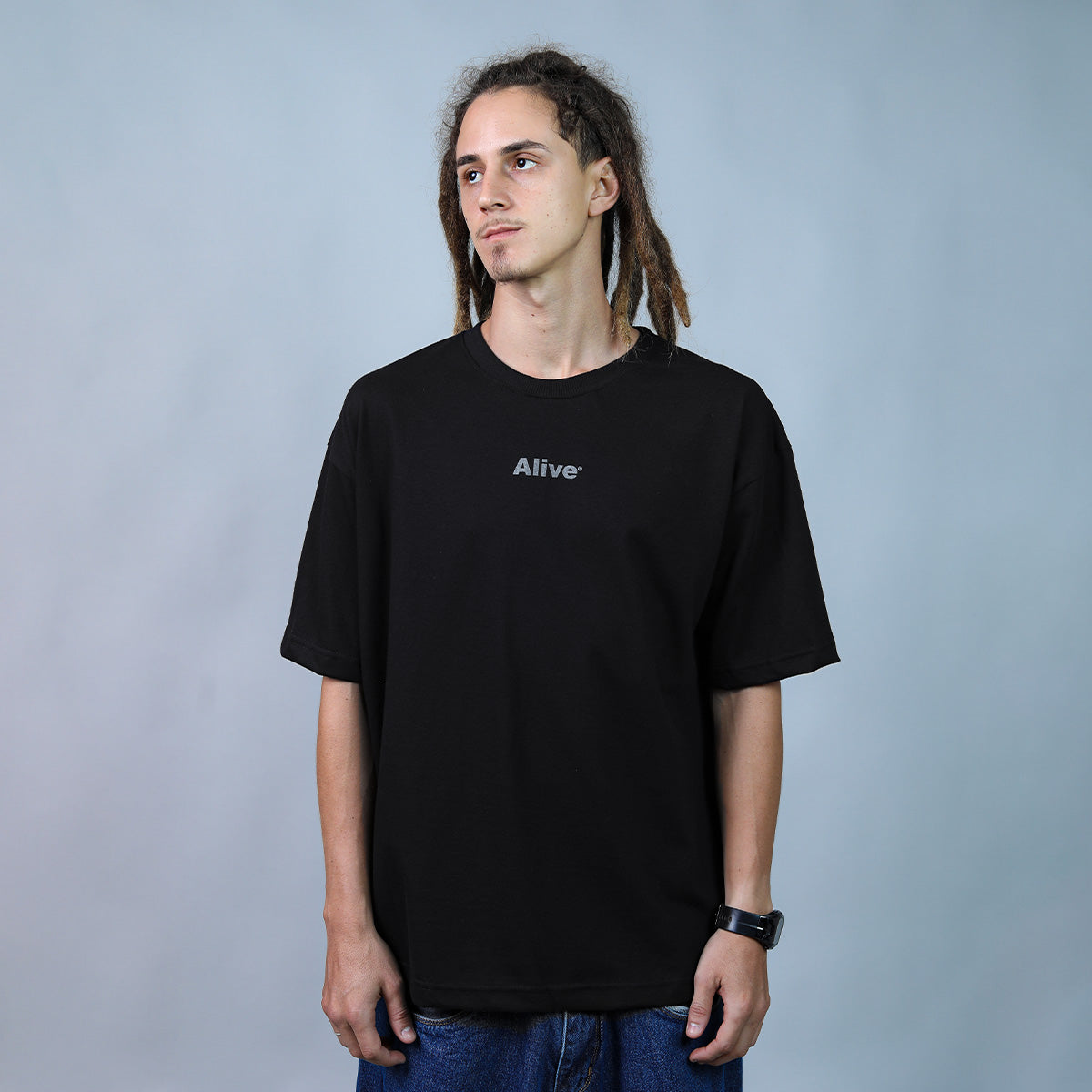 Camiseta Alive Oversized World Preto