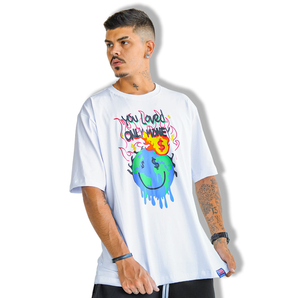 Camiseta Alive World Cash Branco