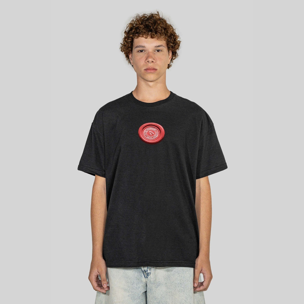 Camiseta Alive Clássica Label Preto