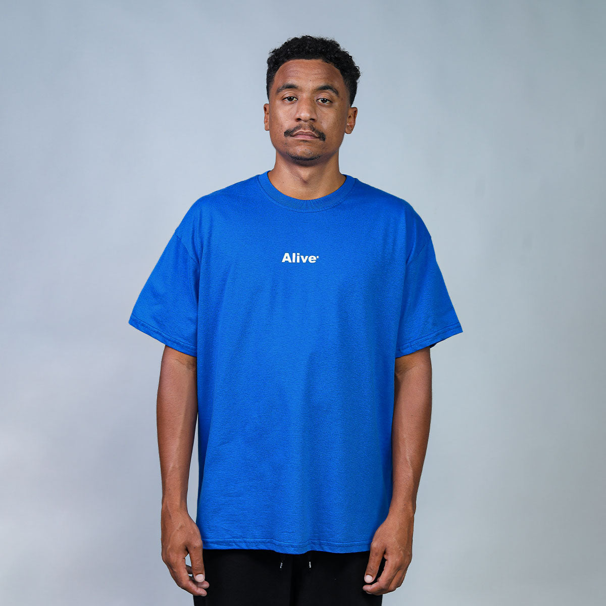 Camiseta Alive Basic Azul Royal