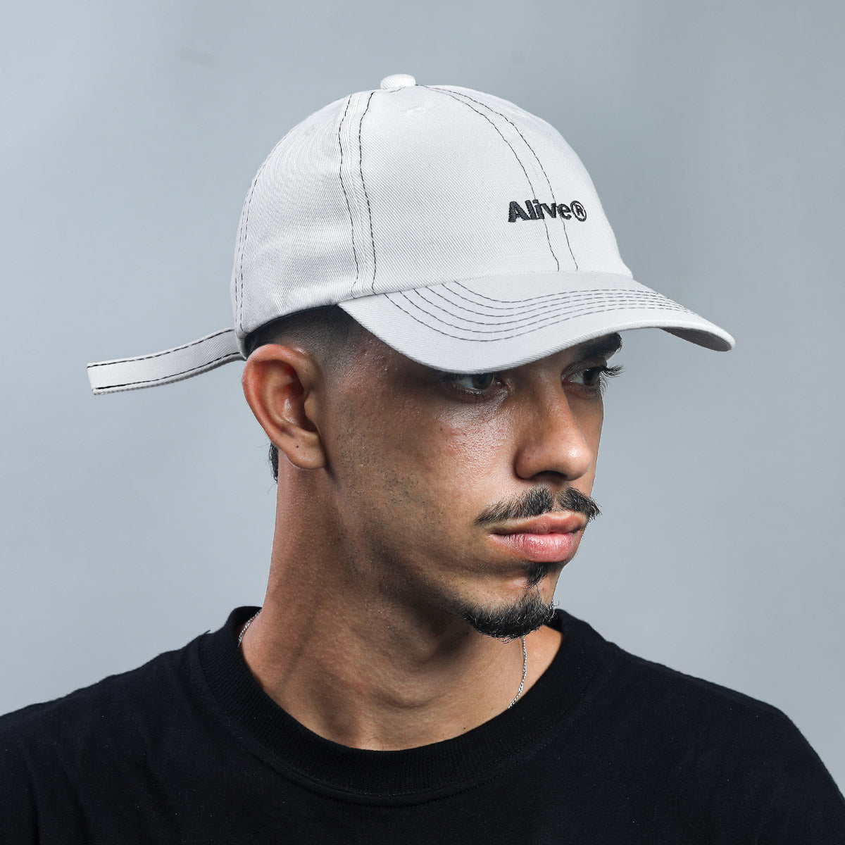 Boné Alive Dad Hat Black Line Branco